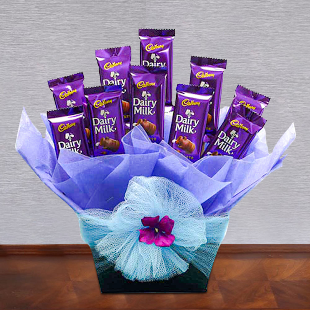 49715_dairy-milk-chocolate-basket
