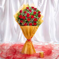 Vivid Aureate Roses Bouquet